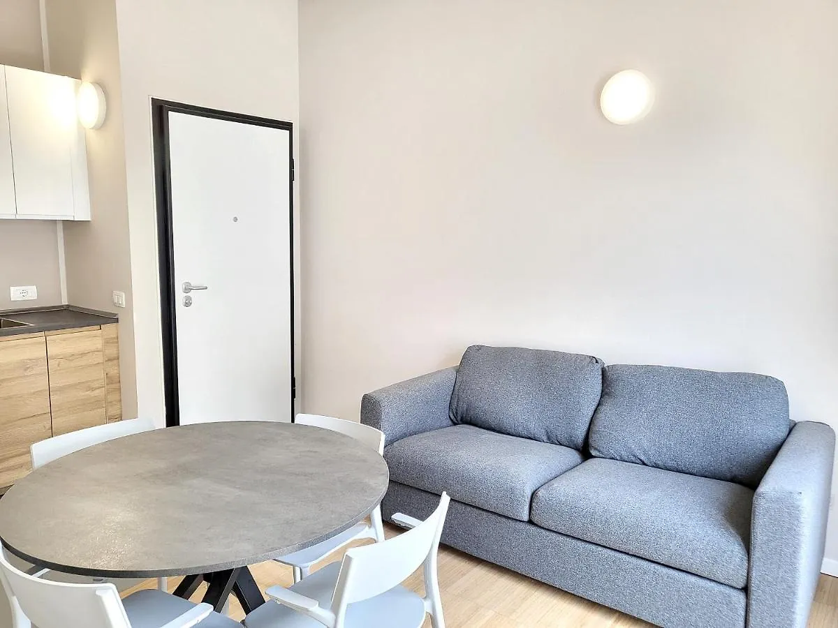 Apartment Ferienwohnung Rho Mind Fiera House