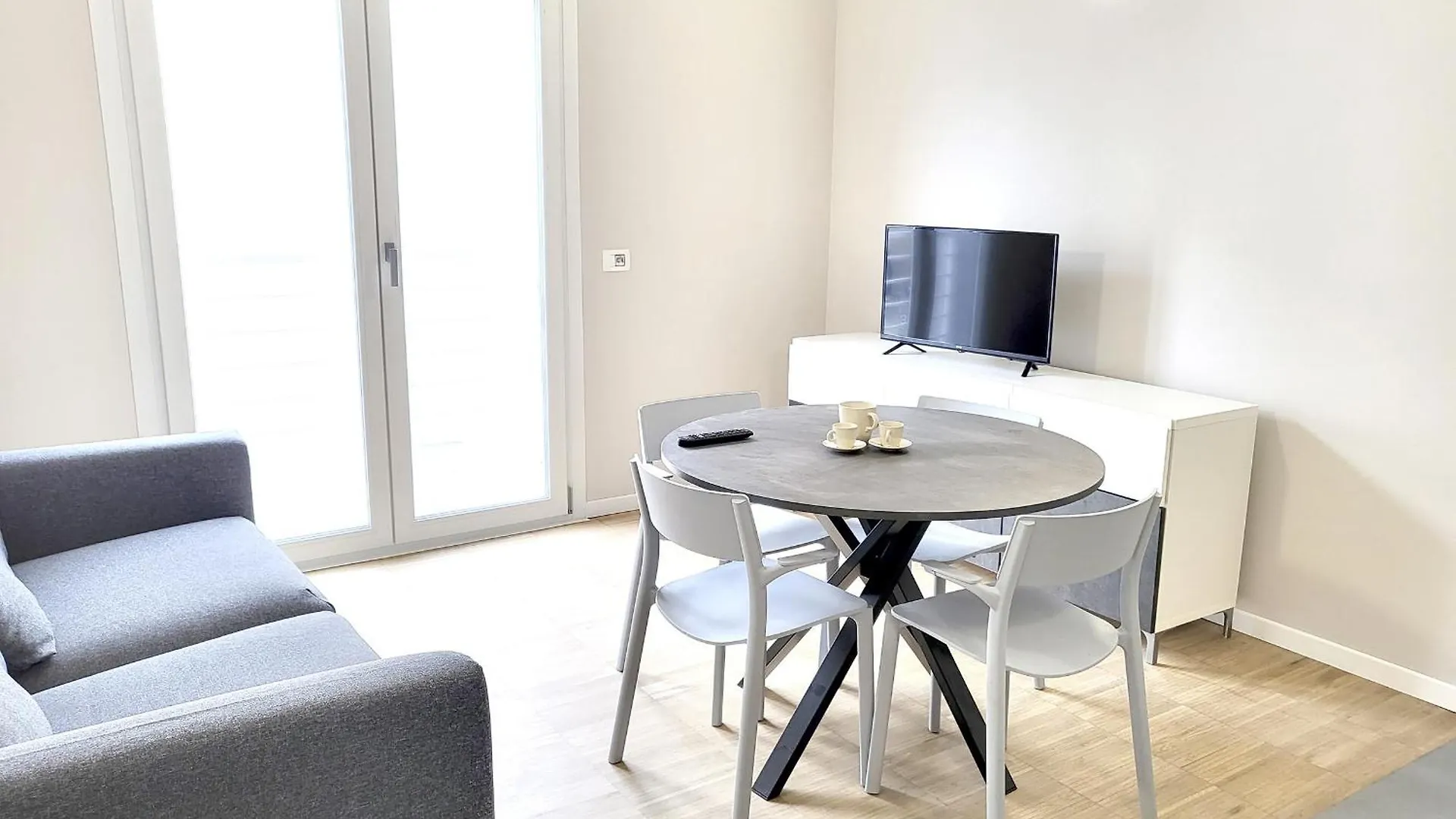 Apartment Ferienwohnung Rho Mind Fiera House