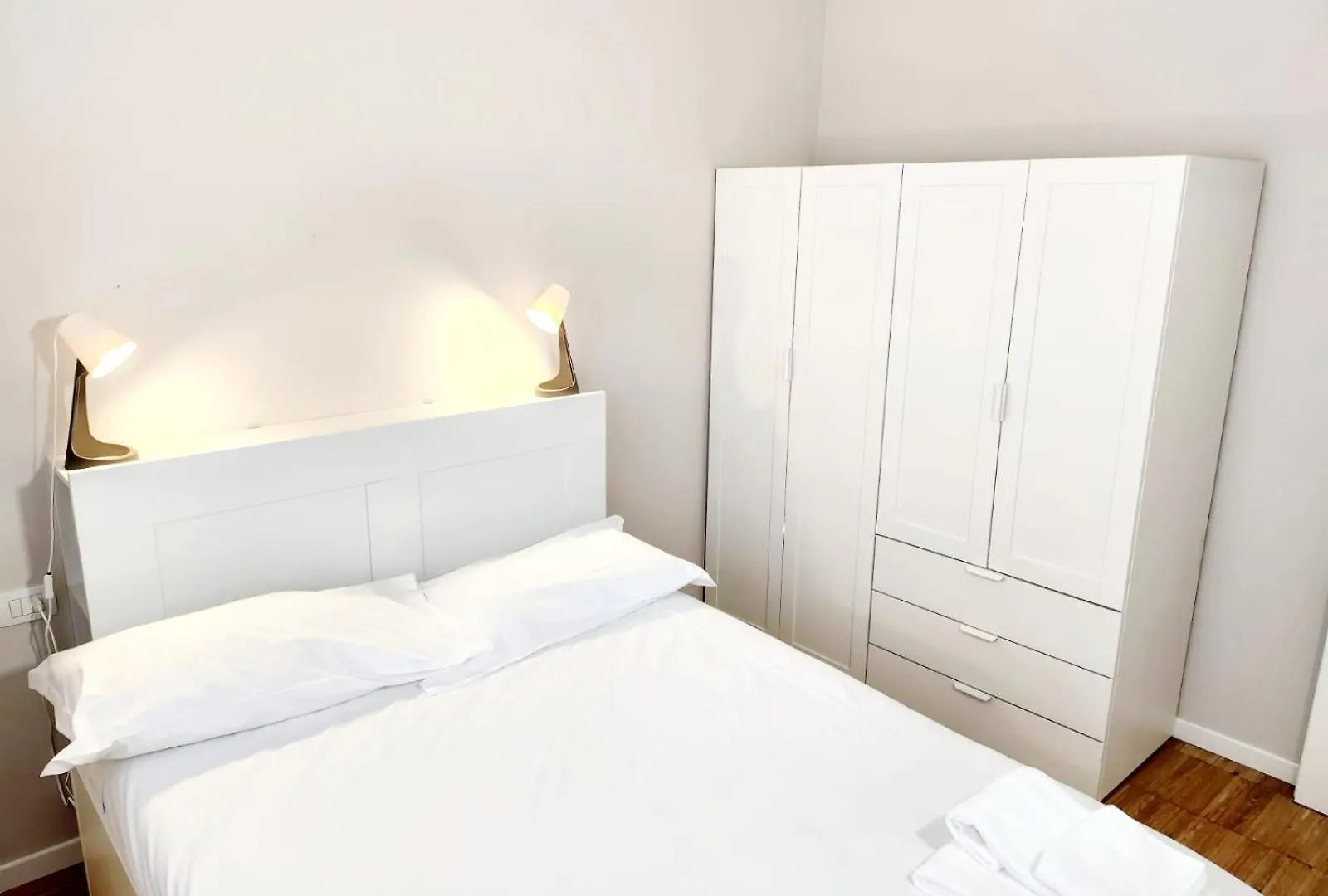 Rho Mind Fiera House Apartment